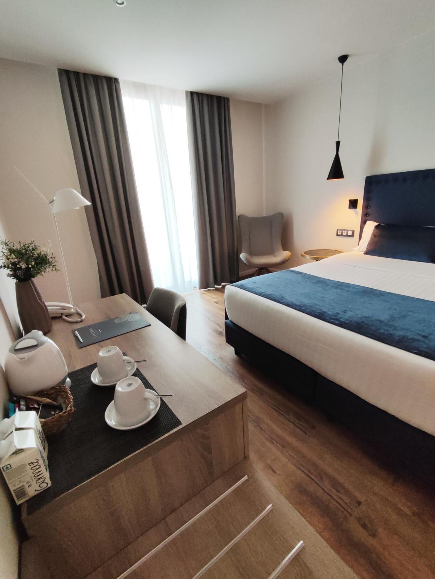 Taverna De La Sal Boutique Hotel L' Escala المظهر الخارجي الصورة